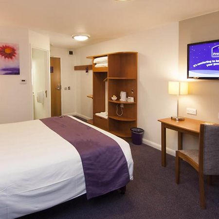 Premier Inn South Mimms/Potters Bar Extérieur photo