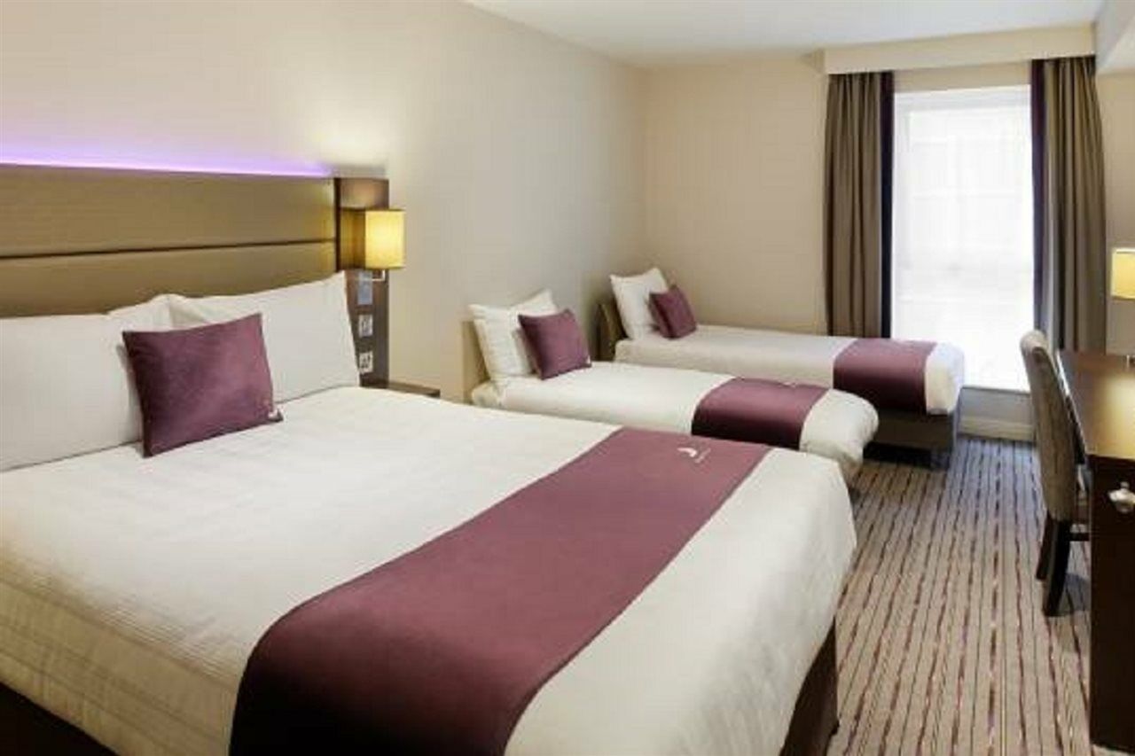 Premier Inn South Mimms/Potters Bar Extérieur photo