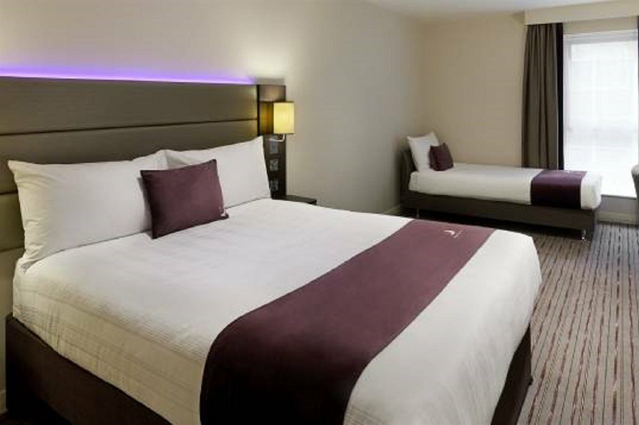 Premier Inn South Mimms/Potters Bar Extérieur photo